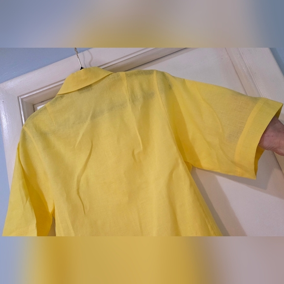 Women's Akris Boxy Linen Short Sleeve Yellow Blouse, Size 8 - Picture 11 of 12